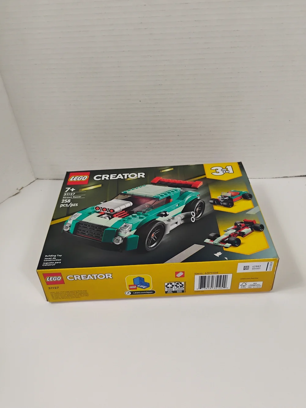LEGO Creator Street Racer in Teal, Red, White
